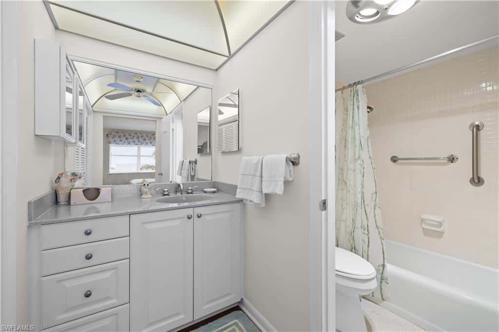2011 Gulf Shore Blvd #44, Naples, photo 10