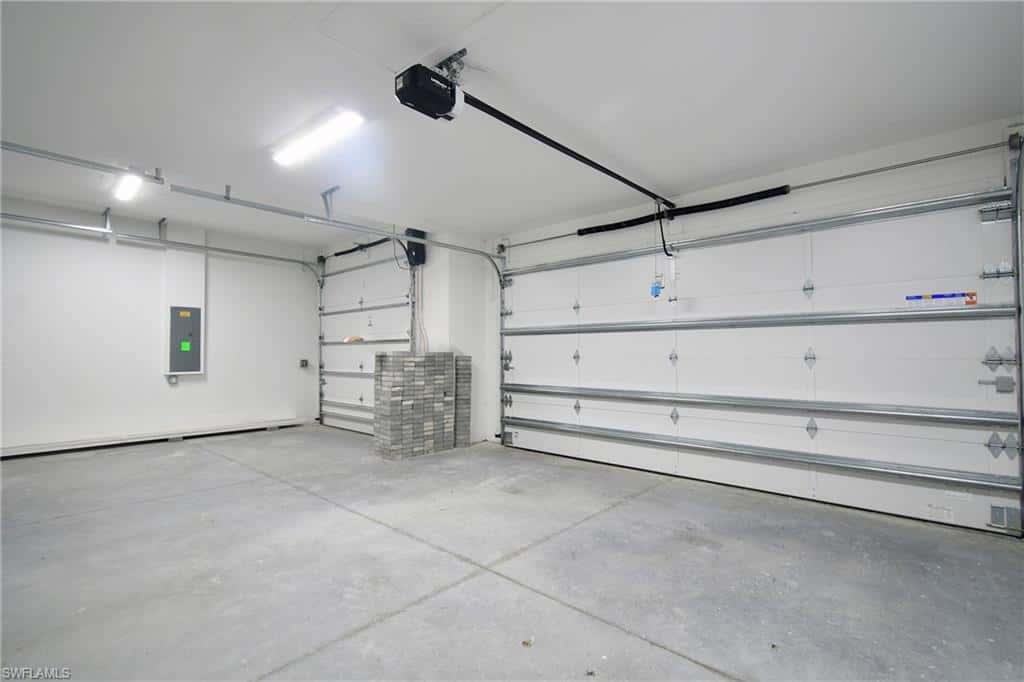 728 La Plata Ave, Lehigh Acres, photo 42