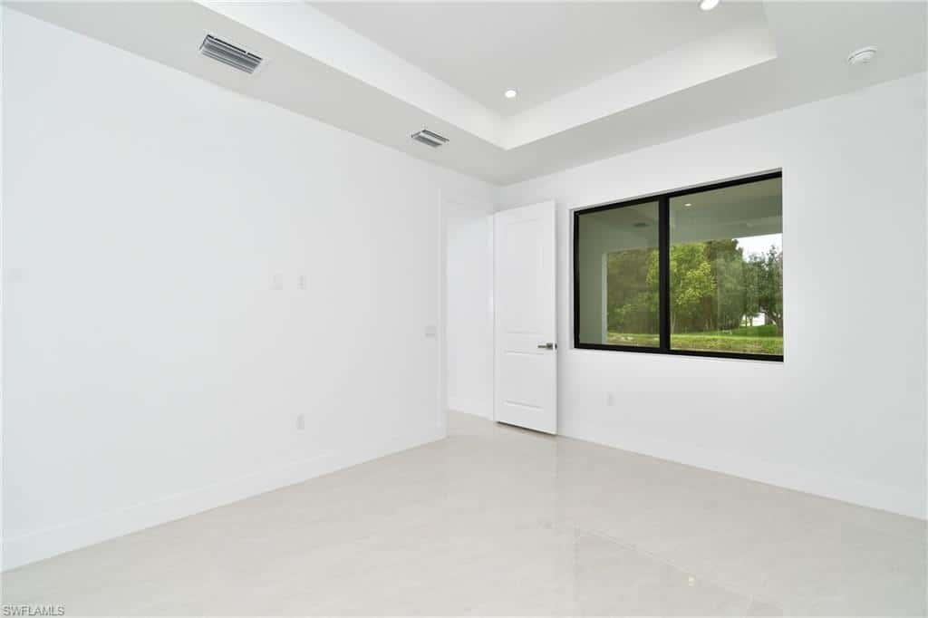 728 La Plata Ave, Lehigh Acres, photo 32
