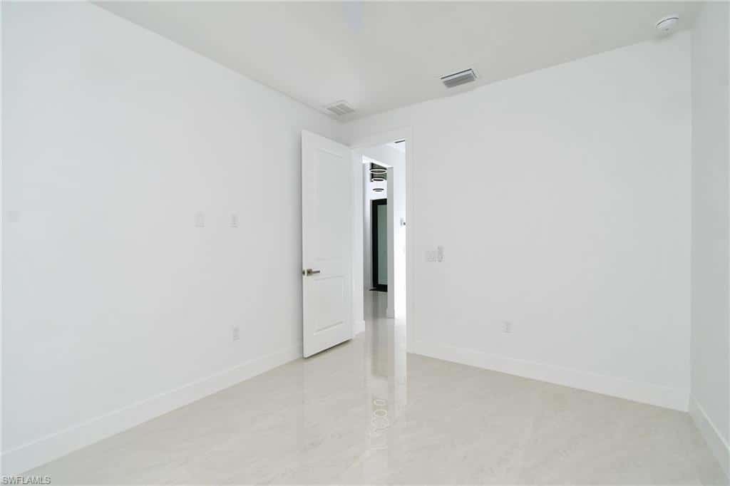 728 La Plata Ave, Lehigh Acres, photo 28