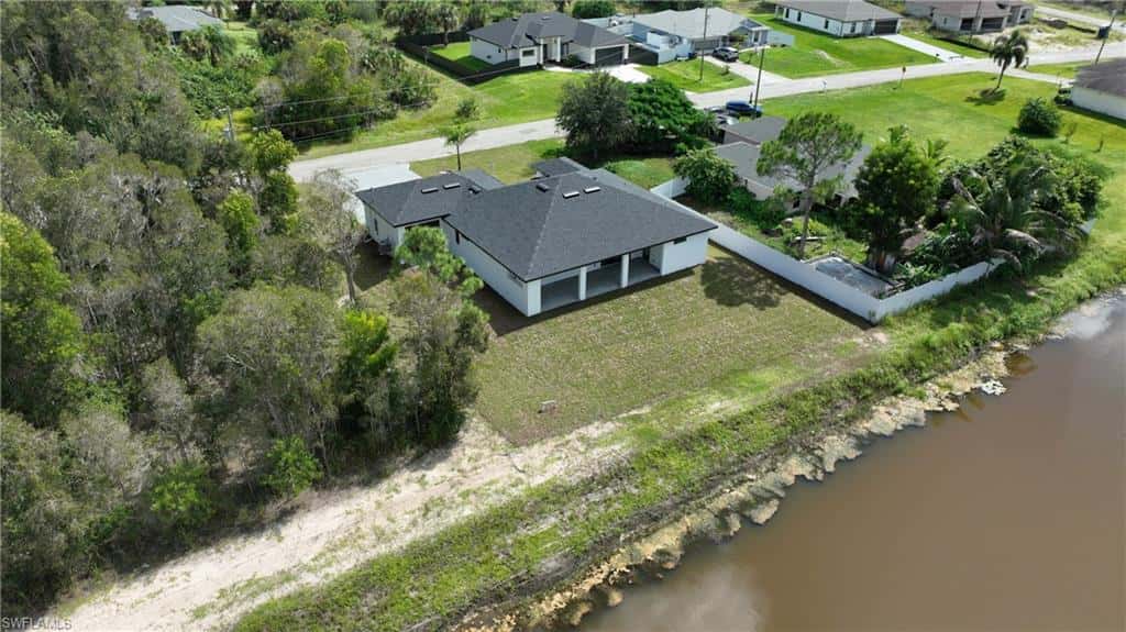 728 La Plata Ave, Lehigh Acres, photo 47