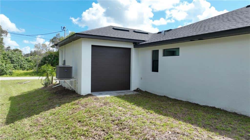 728 La Plata Ave, Lehigh Acres, photo 39