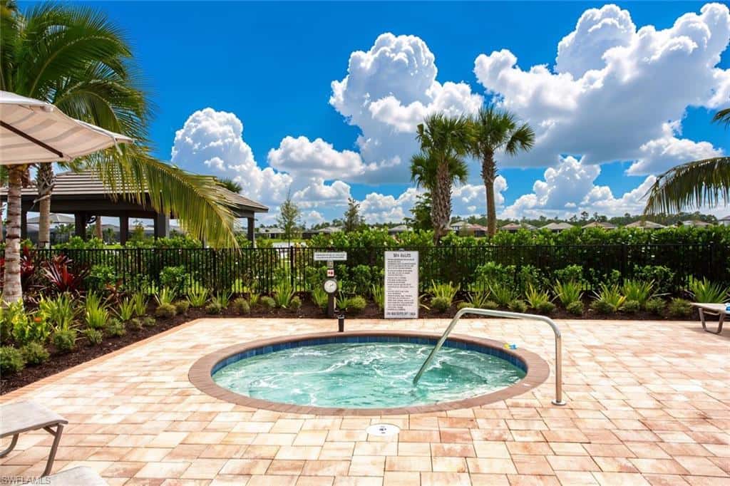 20032 Kingmont Dr, Estero, photo 35