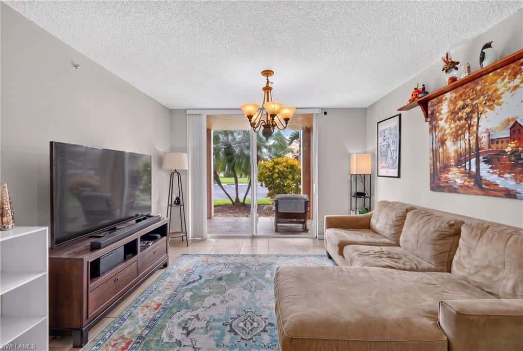 1240 Wildwood Lakes Blvd #101, Naples, photo 5