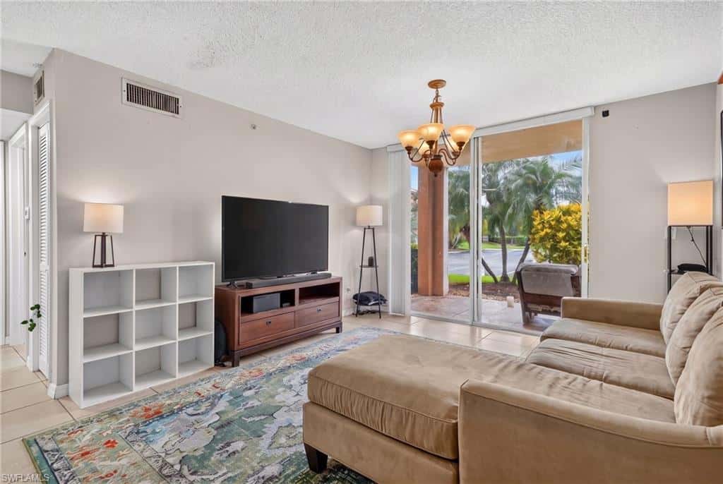 1240 Wildwood Lakes Blvd #101, Naples, photo 4