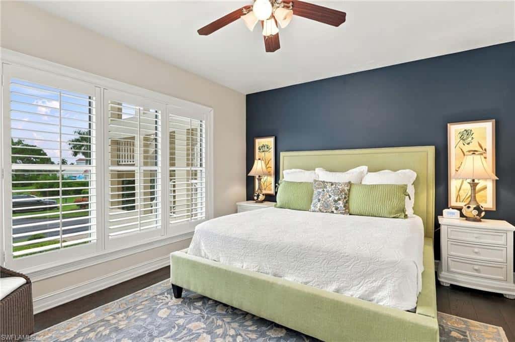 4600 Yacht Harbor Dr #412, Naples, photo 32
