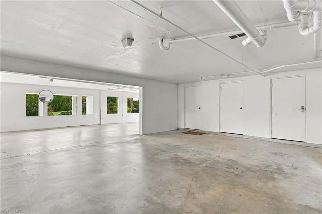 4600 Yacht Harbor Dr #412, Naples, photo 37