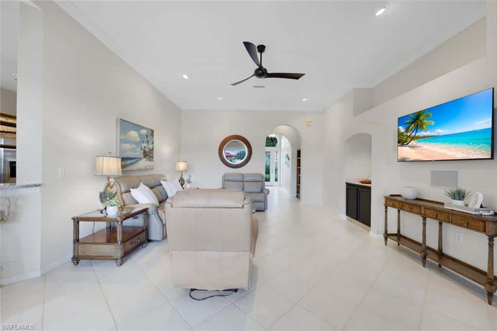 23088 Tree Crest Ct, Estero, photo 6