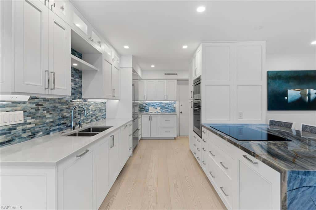 2171 Gulf Shore Blvd #603, Naples, photo 13