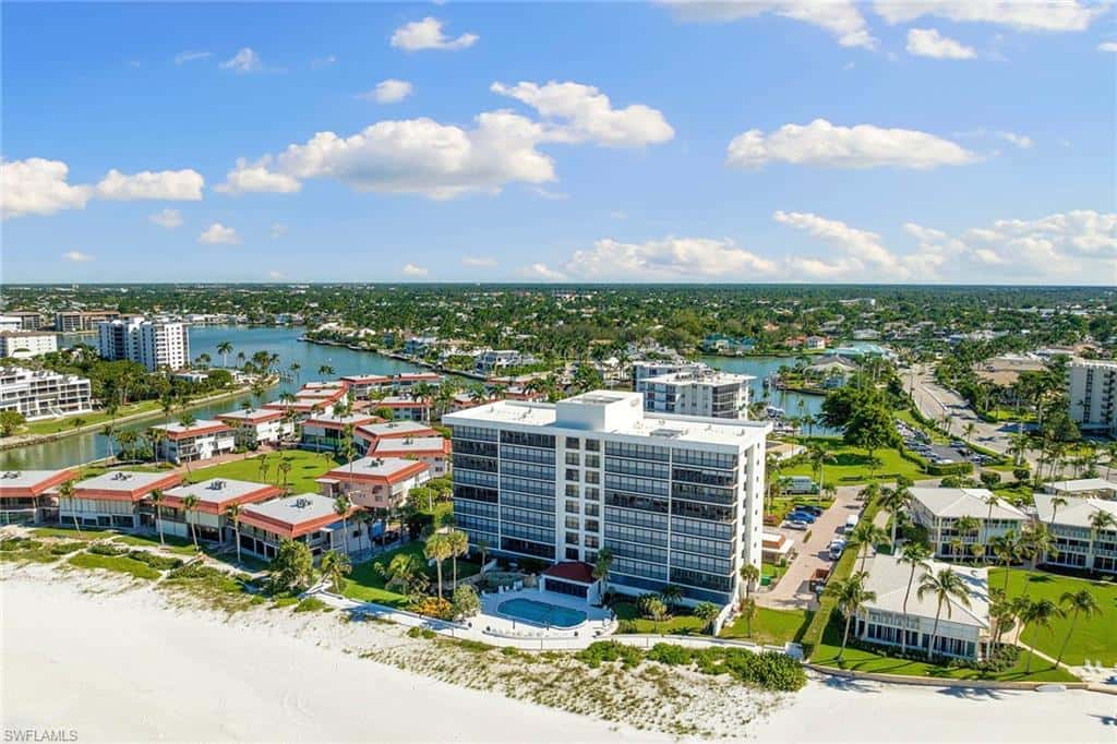 2171 Gulf Shore Blvd #603, Naples, photo 36