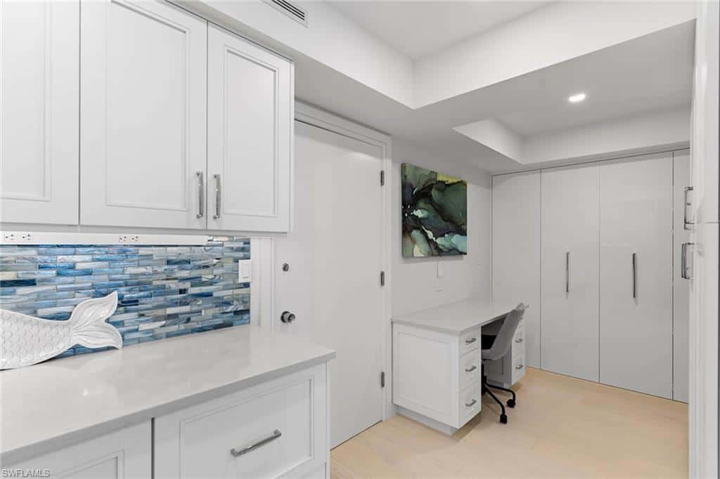 2171 Gulf Shore Blvd #603, Naples, photo 15