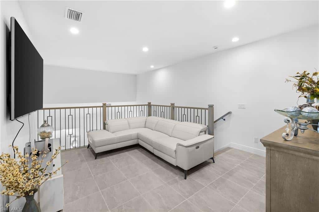 9190 Cayman Dr, Naples, photo 33
