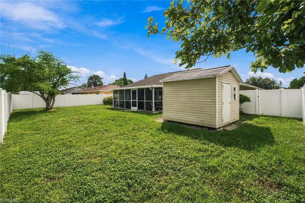 10208 Shade Tree Ct, Bonita Springs, photo 27