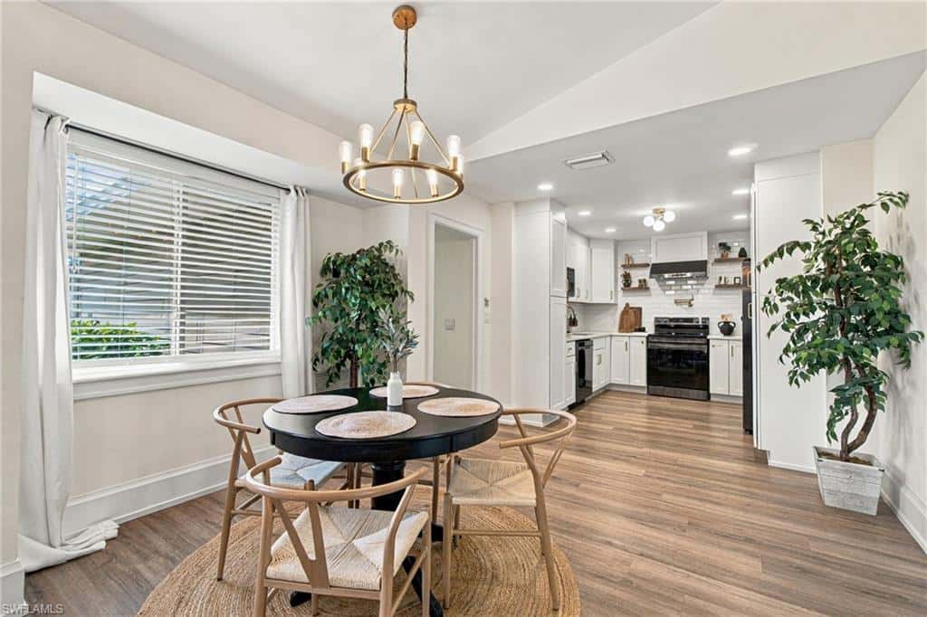 10208 Shade Tree Ct, Bonita Springs, photo 10