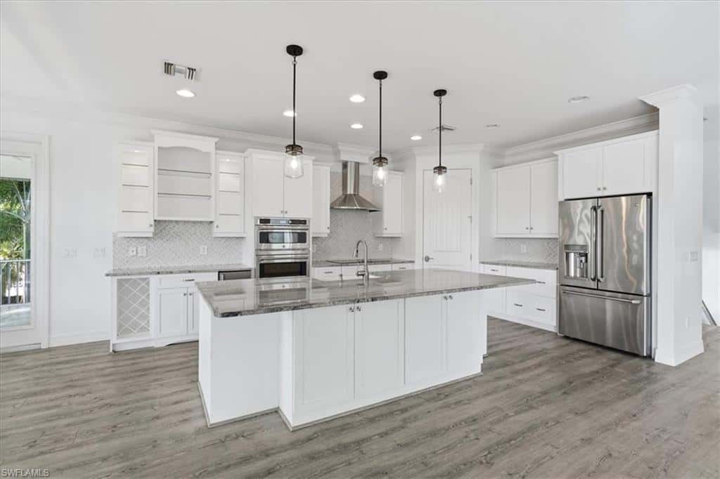 1287 Grand Canal Dr, Naples, photo 5