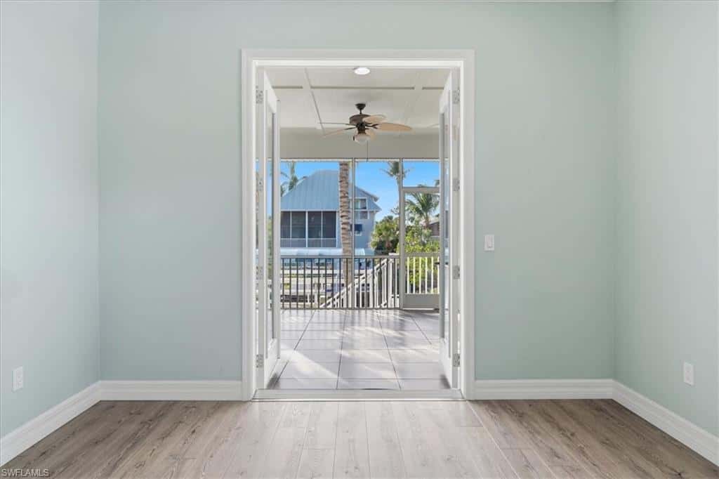 1287 Grand Canal Dr, Naples, photo 37