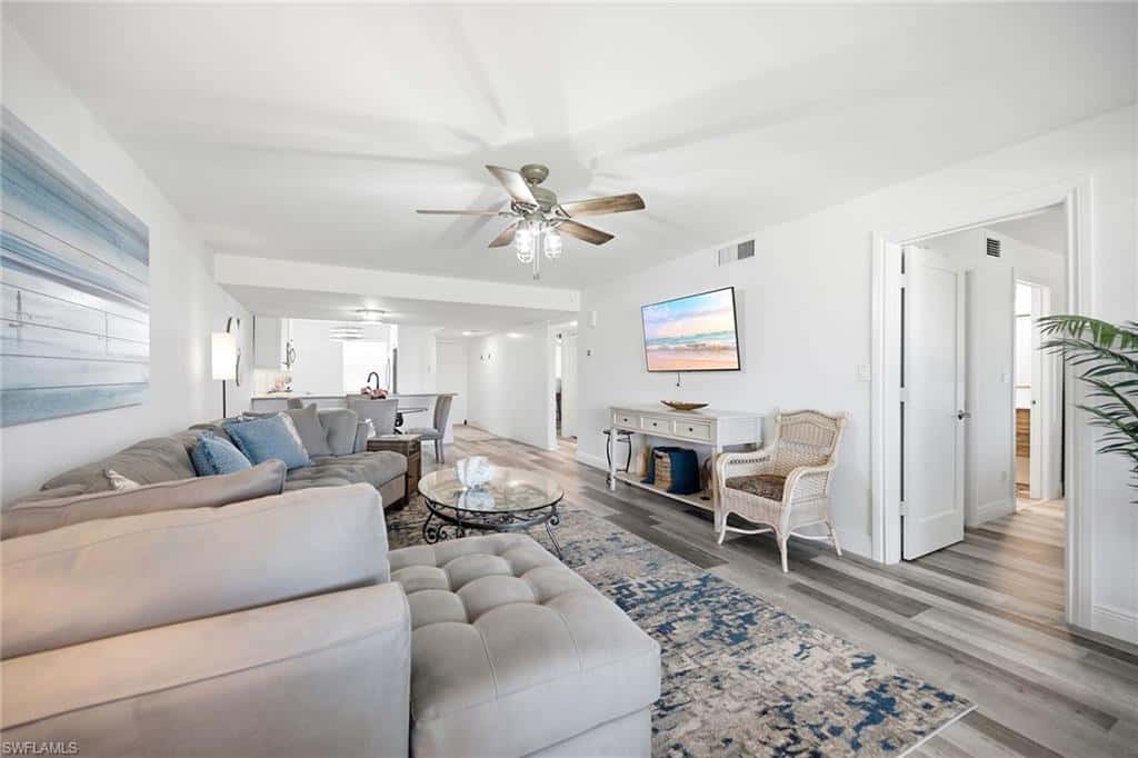 4200 Belair Ln #303, Naples, photo 6