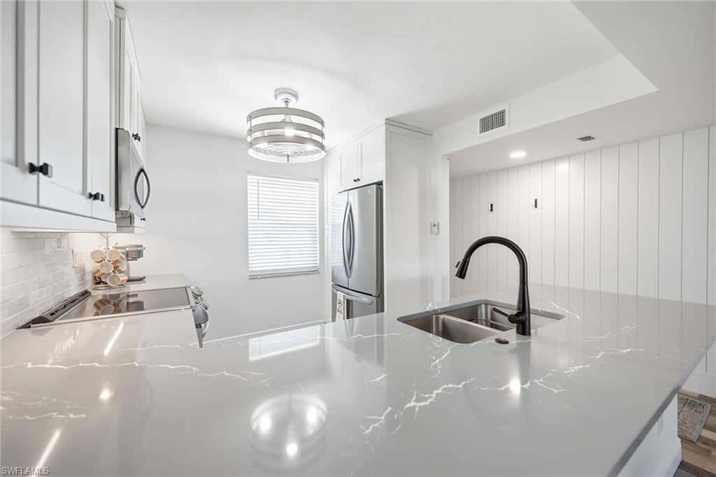 4200 Belair Ln #303, Naples, photo 10