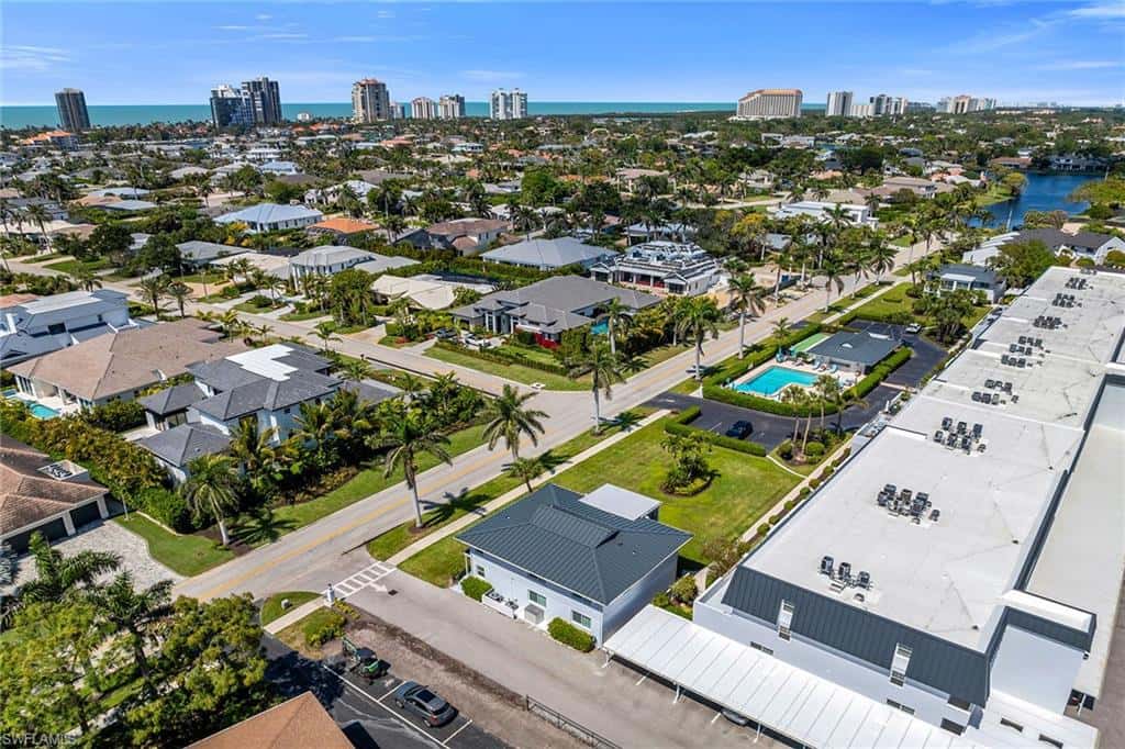 4200 Belair Ln #303, Naples, photo 49