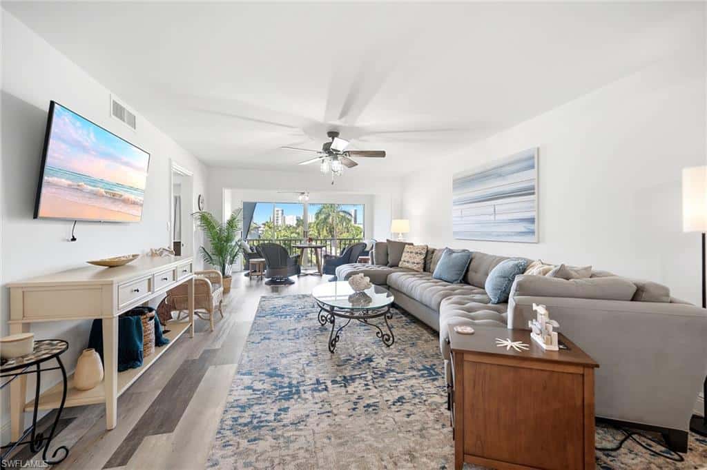 4200 Belair Ln #303, Naples, photo 4