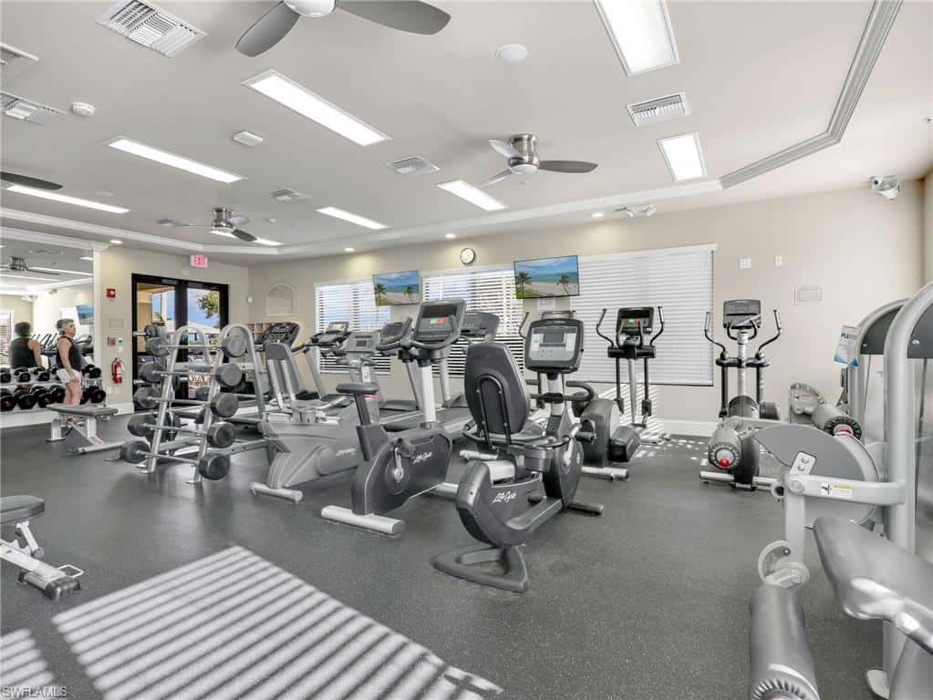 6619 Marbella Dr, Naples, photo 39