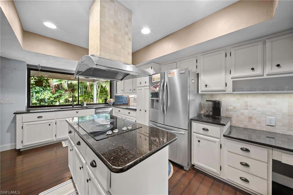 347 Country Club Ln, Naples, photo 23