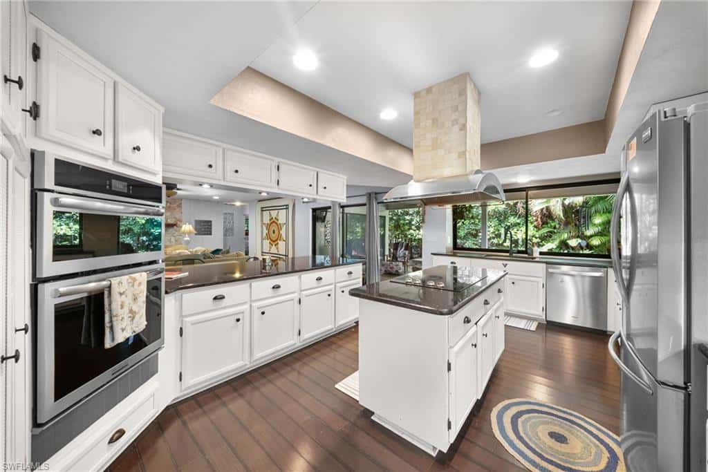 347 Country Club Ln, Naples, photo 22