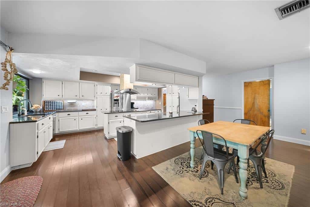 347 Country Club Ln, Naples, photo 19