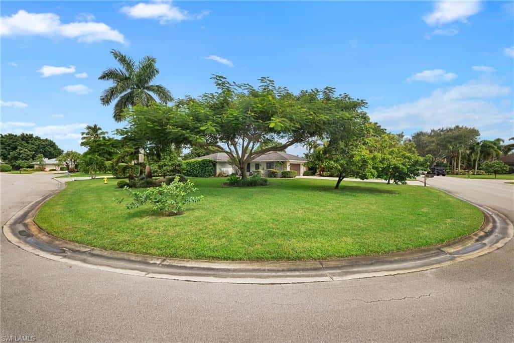 347 Country Club Ln, Naples, photo 8