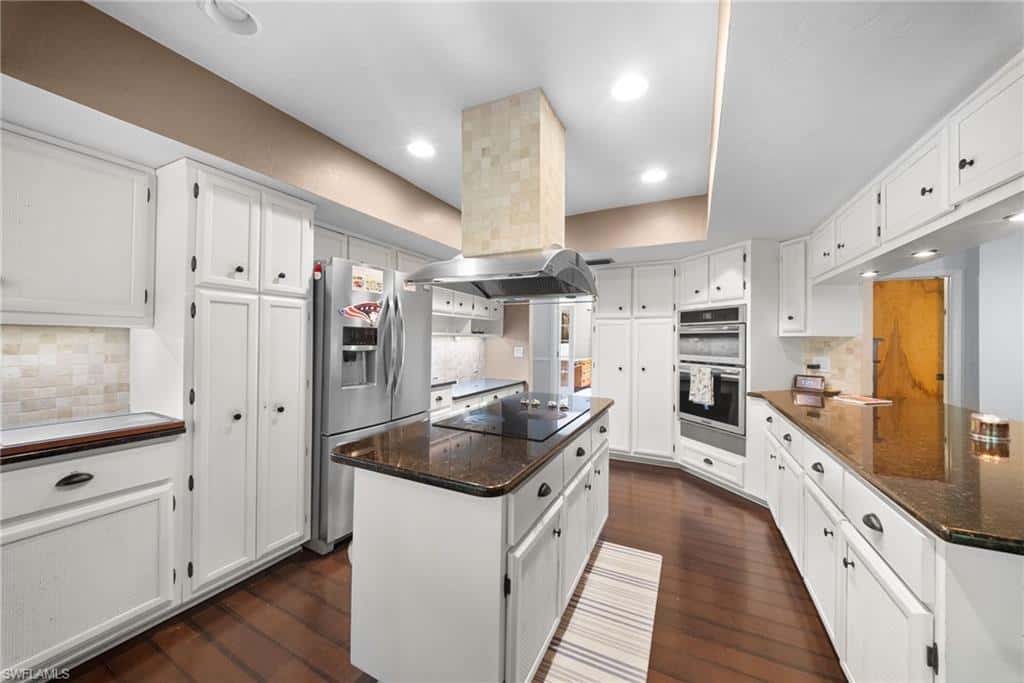 347 Country Club Ln, Naples, photo 21