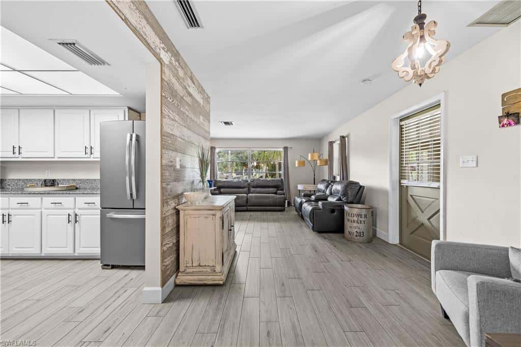 5080 Prevatt Ln, Fort Myers, photo 9