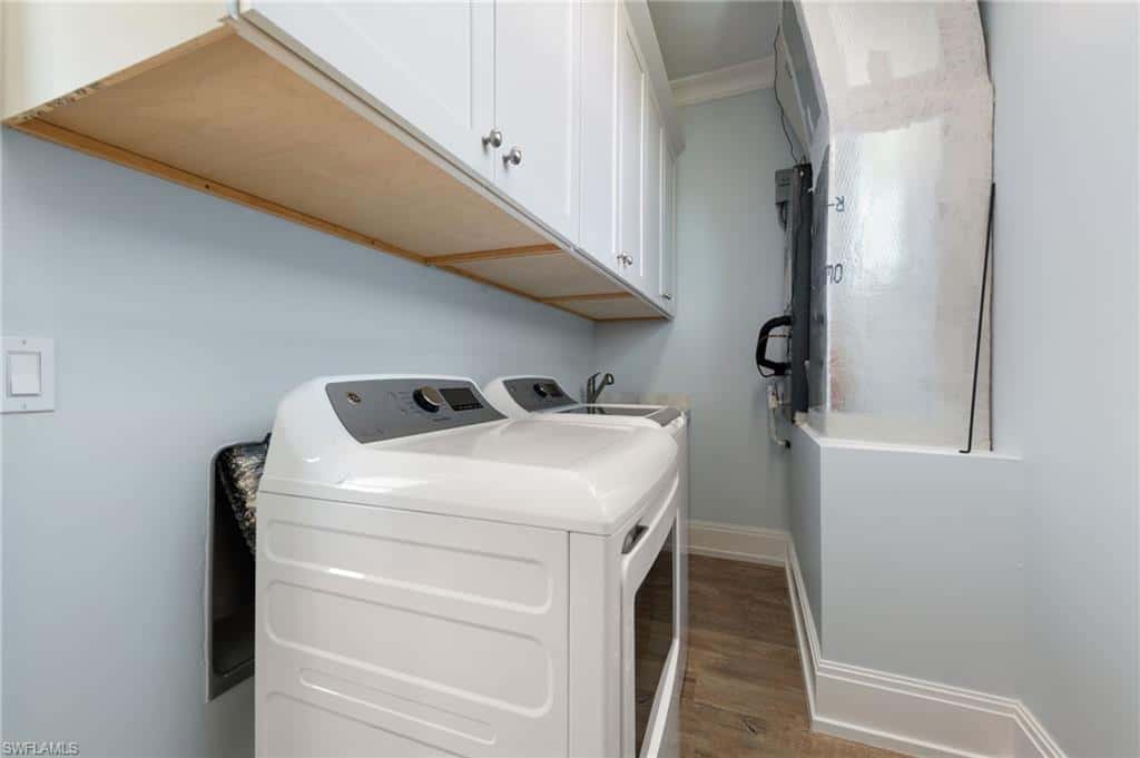 2863 Coco Lakes Dr, Naples, photo 32