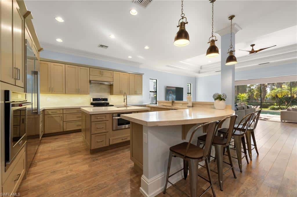 2863 Coco Lakes Dr, Naples, photo 10