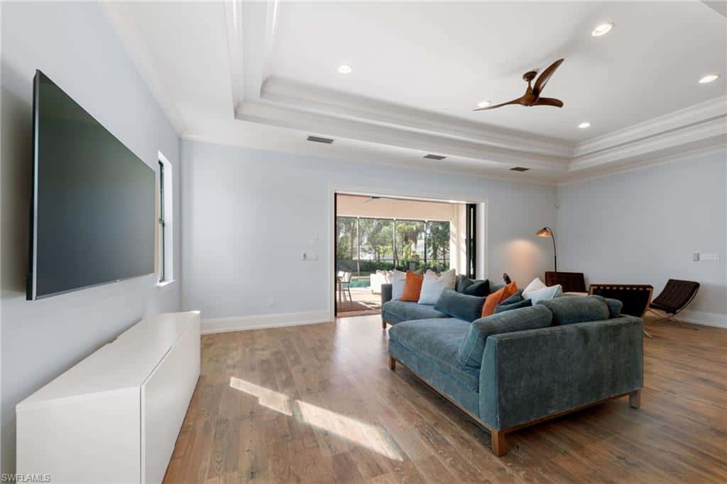 2863 Coco Lakes Dr, Naples, photo 4