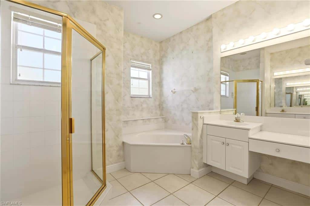 566 Vintage Reserve Ln #21-D, Naples, photo 33