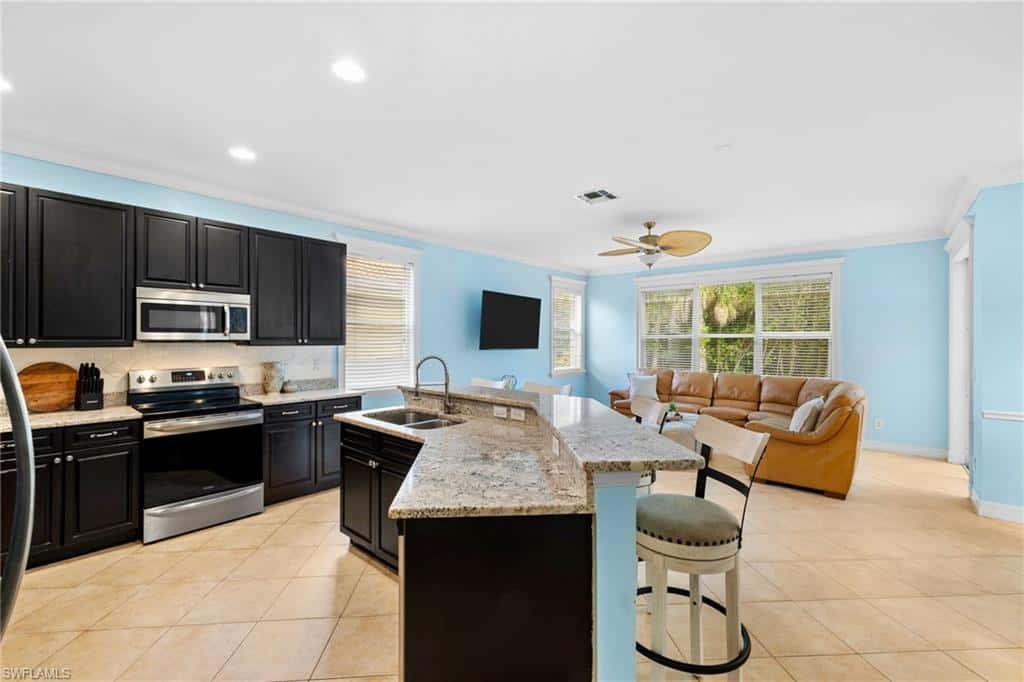 2346 Butterfly Palm Dr, Naples, photo 6