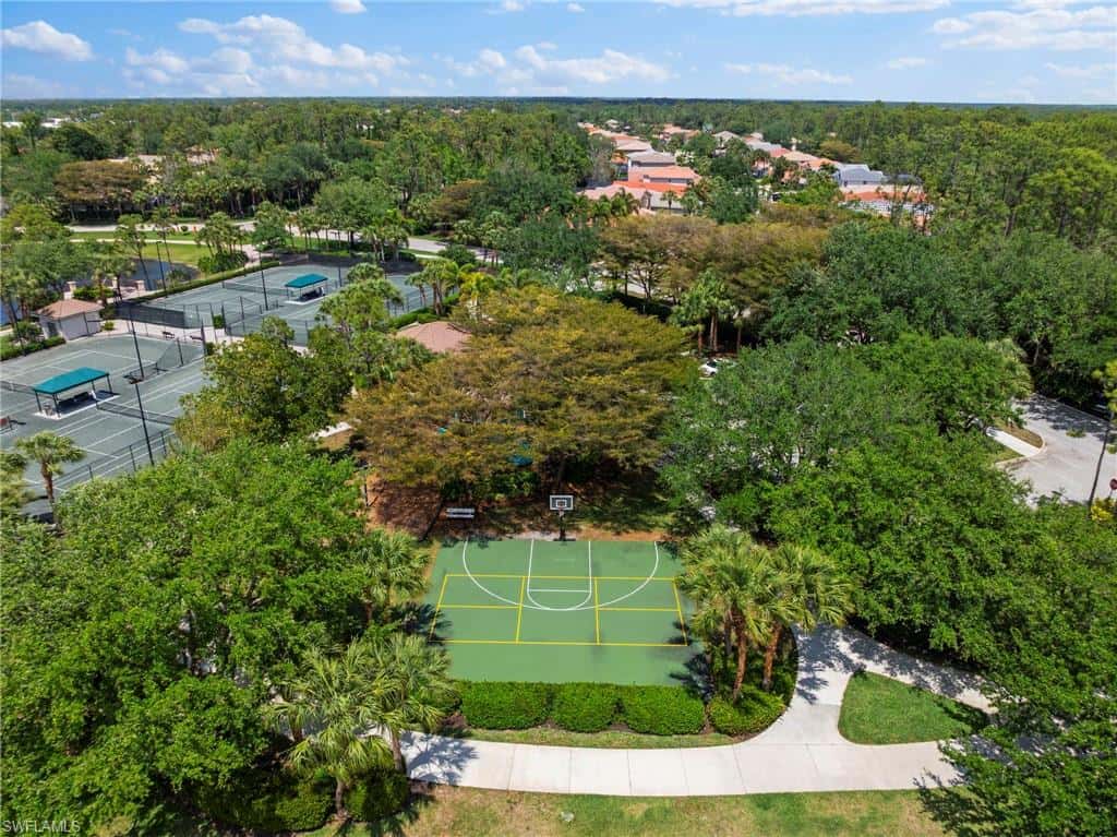 2346 Butterfly Palm Dr, Naples, photo 30