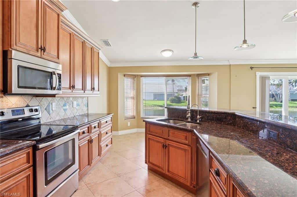 5118 Harrogate Ct, Naples, photo 7