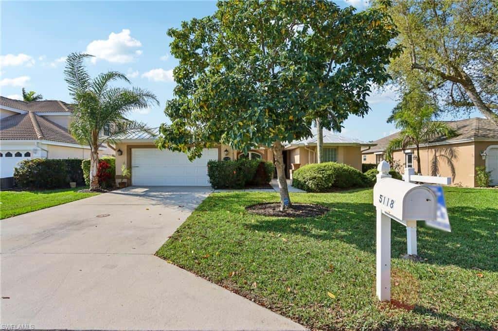 5118 Harrogate Ct, Naples, photo 24