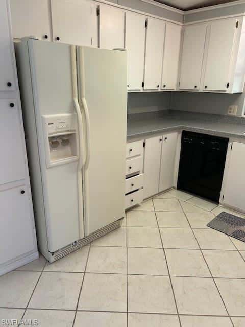567 Charlemagne Blvd, Naples, photo 13