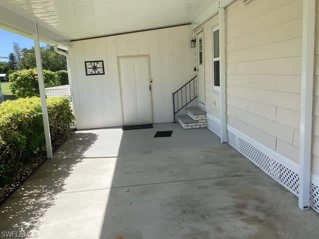 567 Charlemagne Blvd, Naples, photo 7