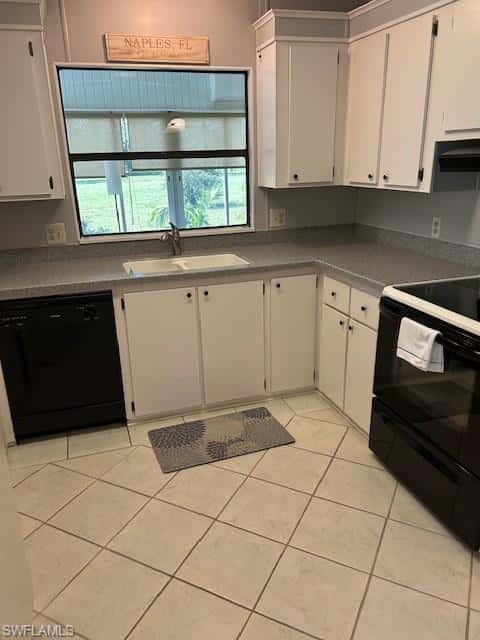 567 Charlemagne Blvd, Naples, photo 14