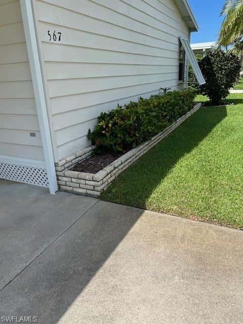 567 Charlemagne Blvd, Naples, photo 4