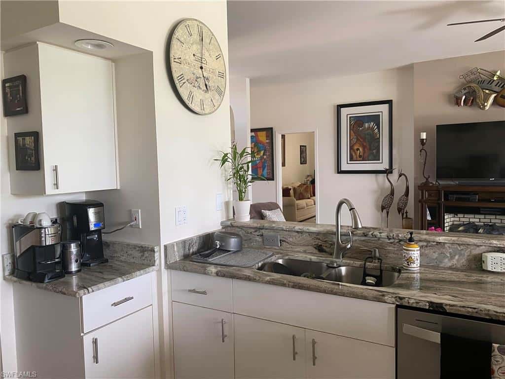 9131 Old Hickory Cir, Fort Myers, photo 15