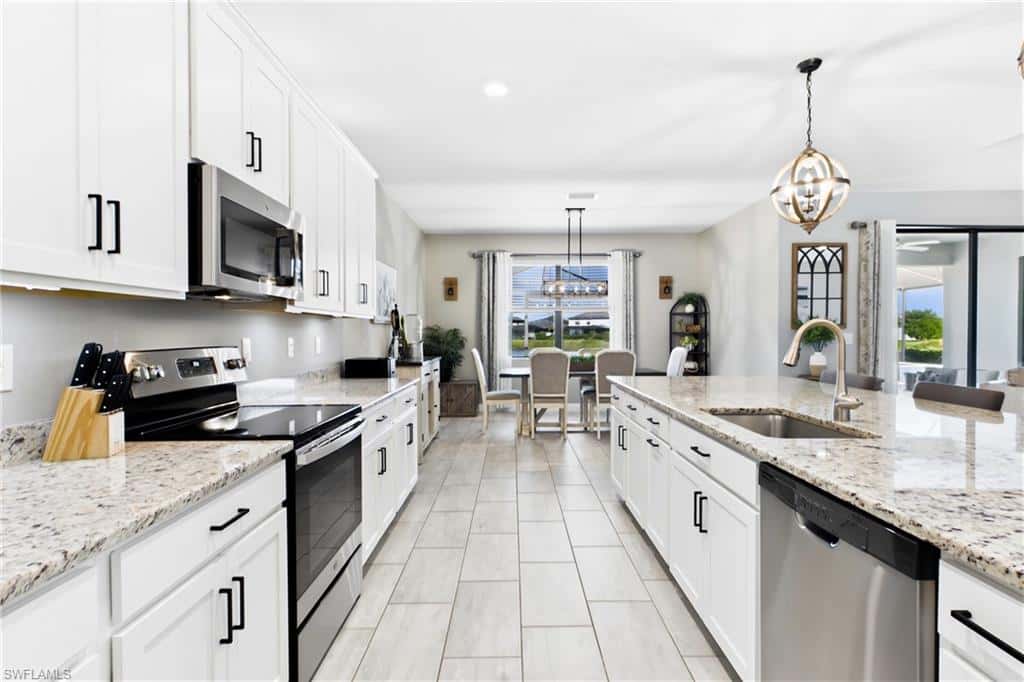 11579 Canopy Loop, Fort Myers, photo 16