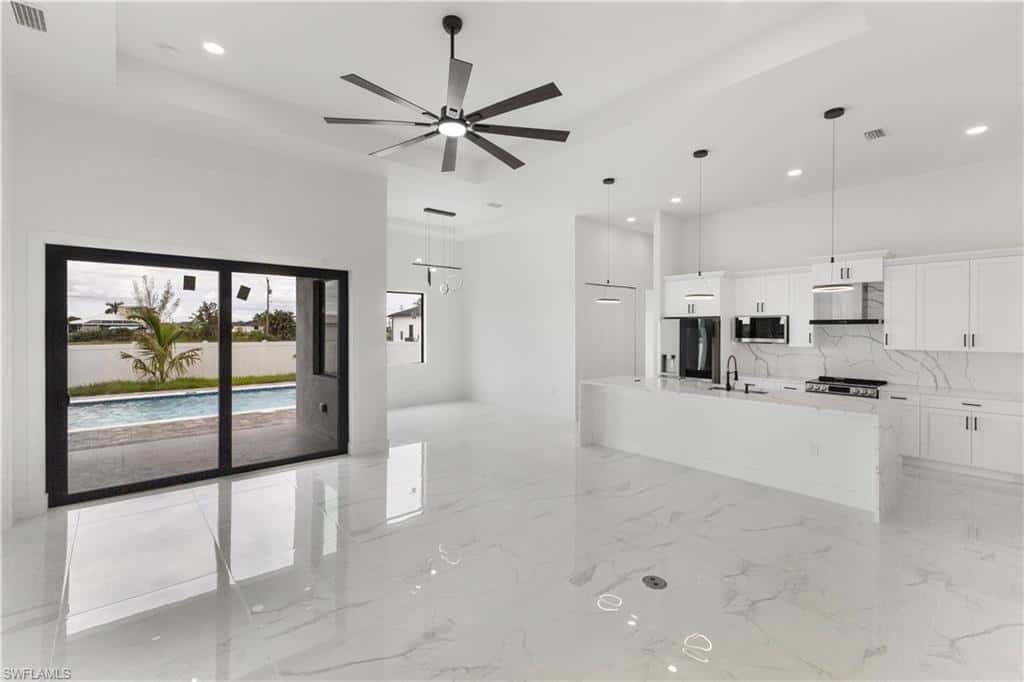 4330 34th St, Cape Coral, photo 4