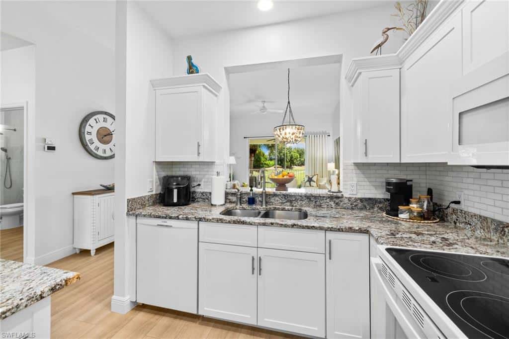 2350 Carrington Ct #203, Naples, photo 6