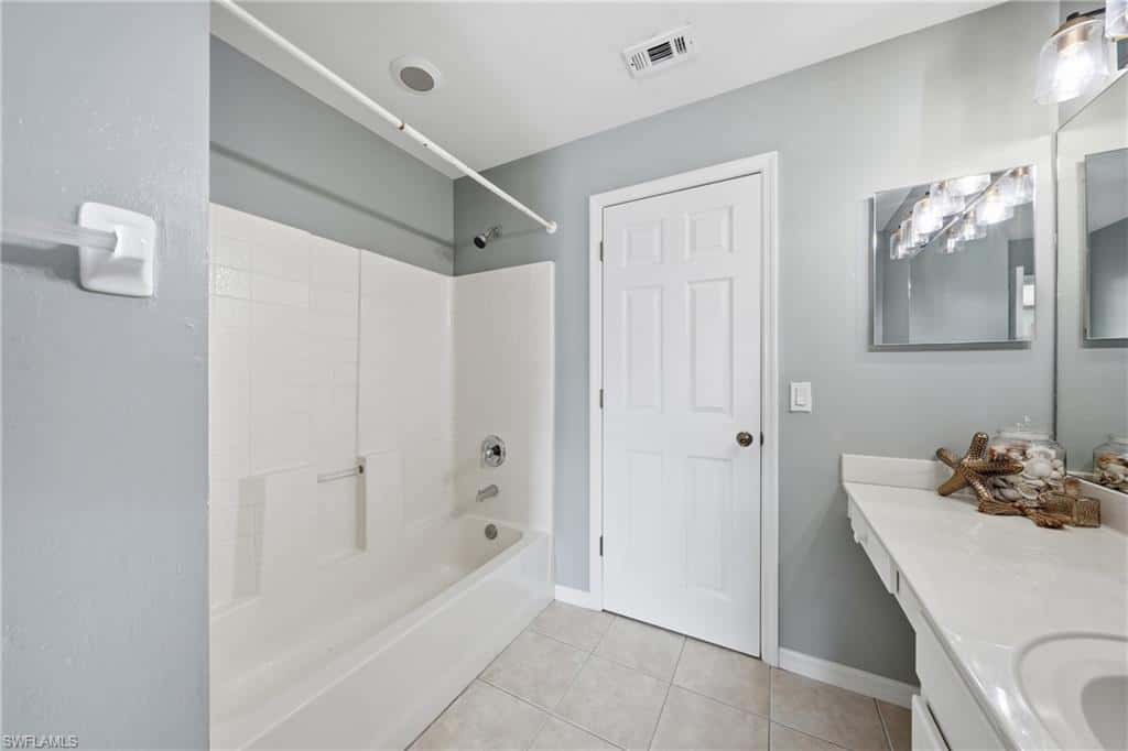 15078 Topsail Ct, Naples, photo 31