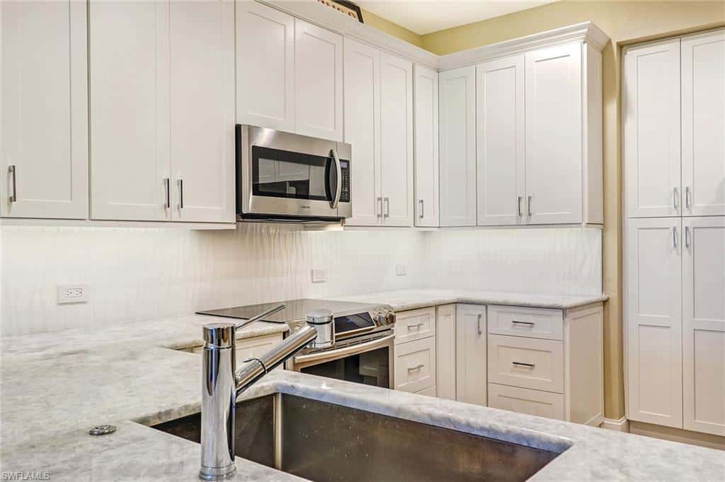 10037 Heather Ln #403, Naples, photo 9
