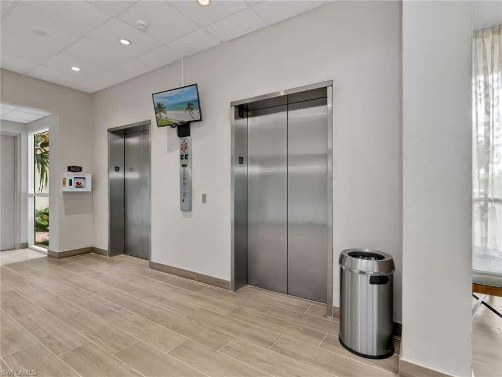 25 Bluebill Ave #204, Naples, photo 32
